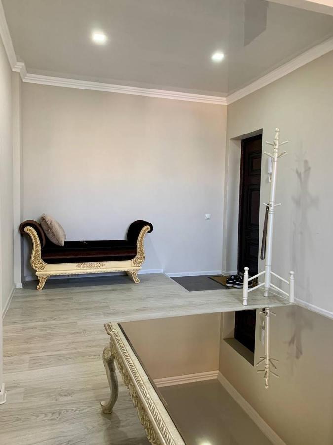 Минор 2 Комнатные Апартаменты Taschkent Exterior foto